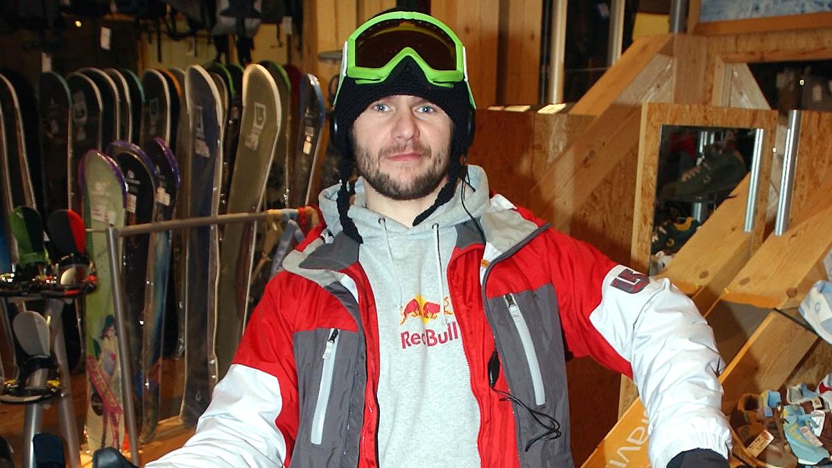 Nehodu Kellnerova vrtulníku přežil mistr snowboardingu, který miliardáře fotil